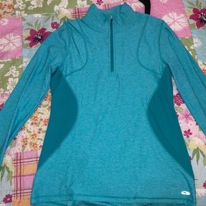 Athletic pullover